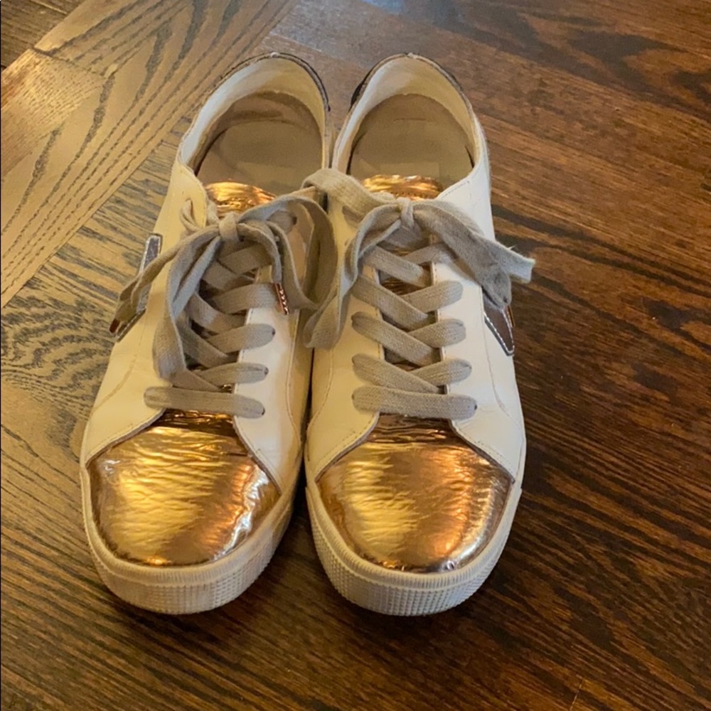 Dolce Vita sneakers